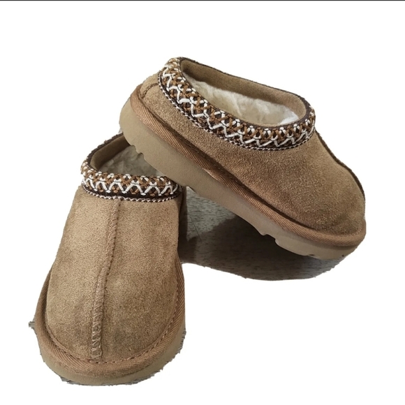 UGG Other - UGG Tasman II Casual Shoe - Toddler - Chestnut